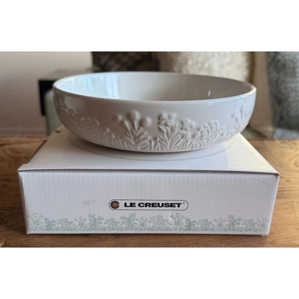 Le Creuset new box